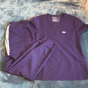 Figs set in Purple Jam